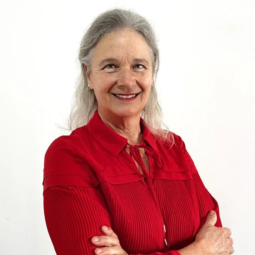 Eugenia Cabezas